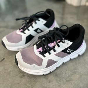 ON cloudrunner running shoes